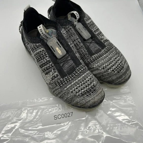Nike Air Vapormax 2020 Flyknit Shoes Mens Sz 9.5‎ Oreo CT1823-001 Lock Release